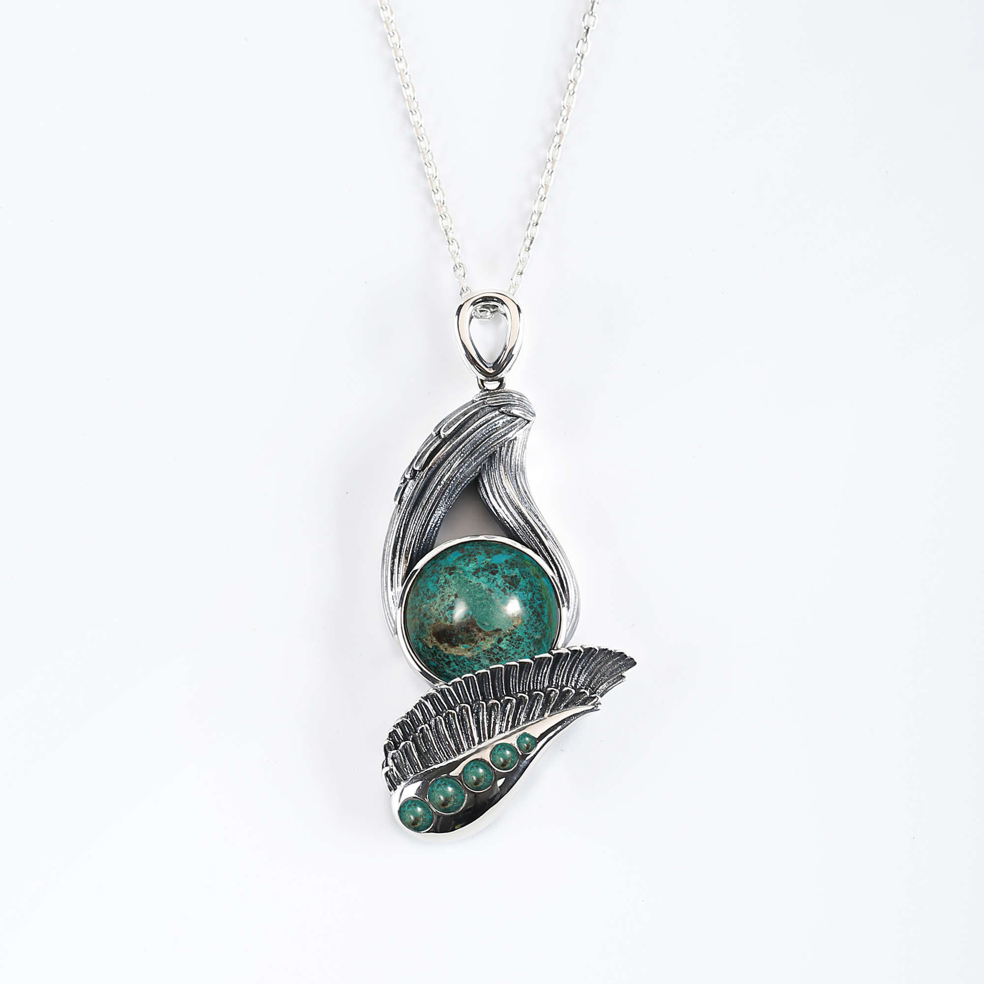 Majestic Pendant
