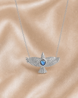 The DreamWeaver Labradorite Pendant — Silver