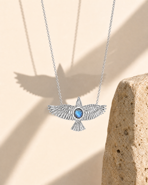 The DreamWeaver Labradorite Pendant — Silver