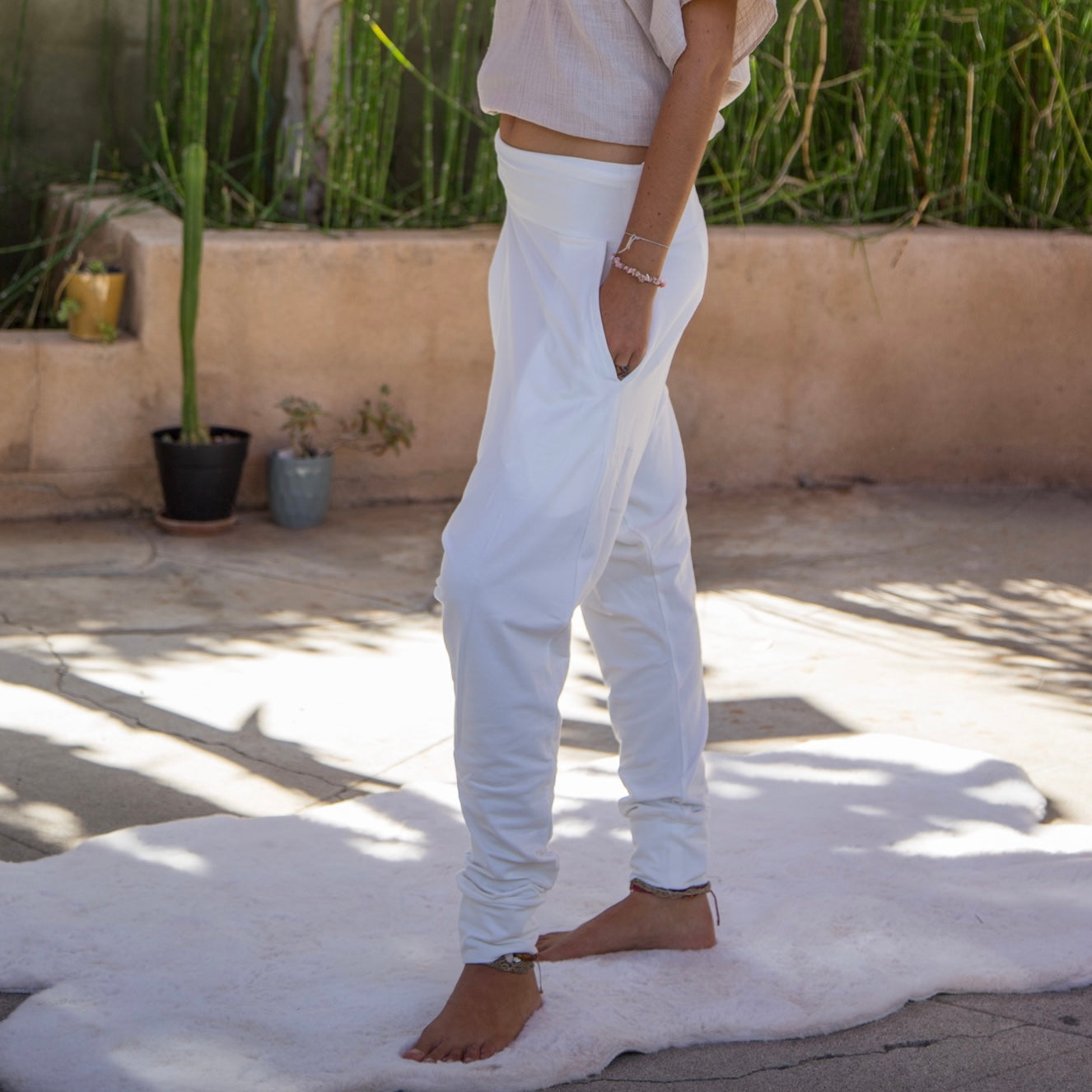 White | Wander Pant | Her