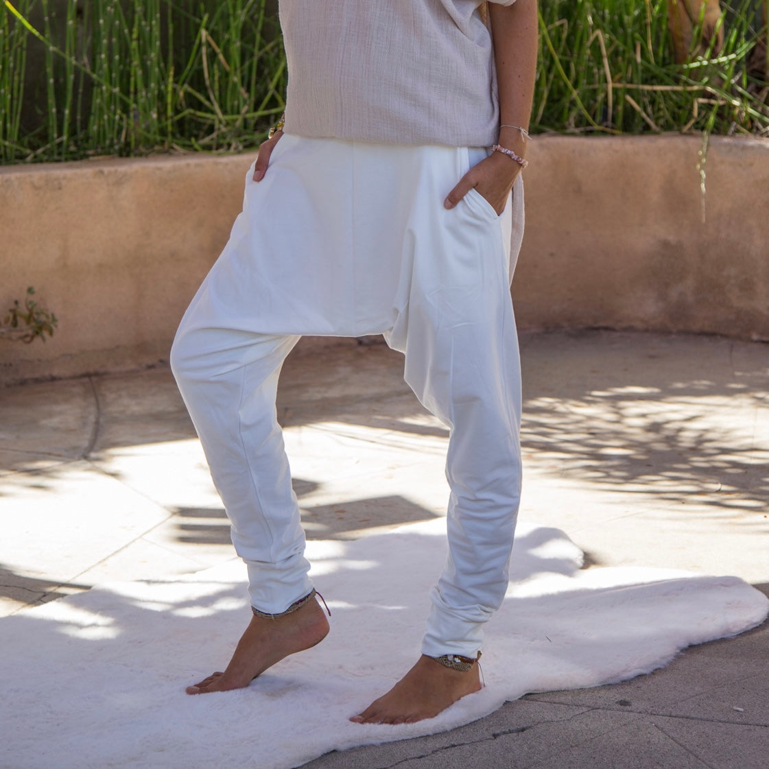 White | Wander Pant | Her