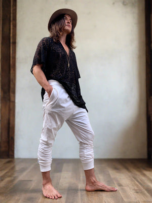 Skinny Wander Pant in White | Him