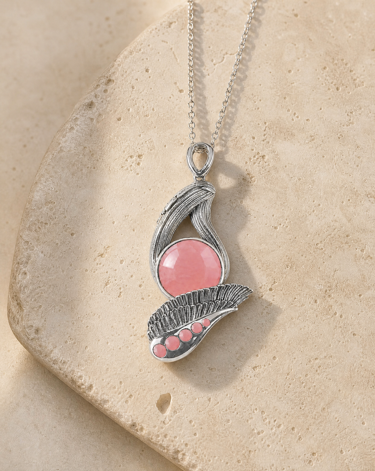Majestic Rose Quartz Pendant — Silver