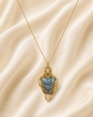 Vision-Nes Labradorite Pendant — Gold