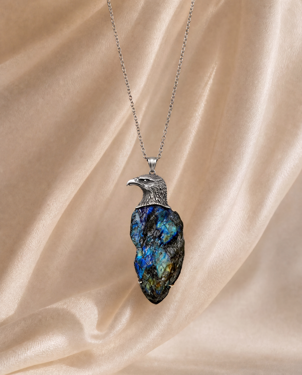 The Visionary Labradorite Pendant — Silver